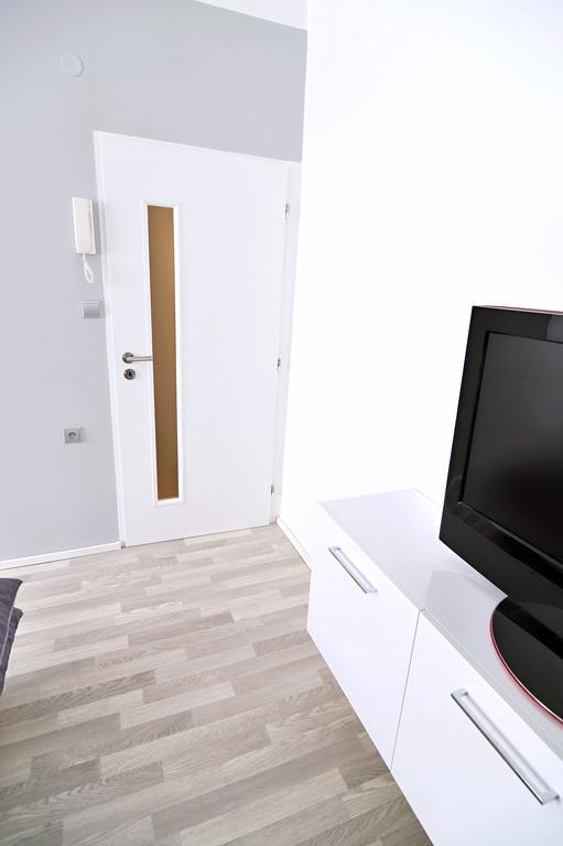 Avax Apartment Ліберець Екстер'єр фото