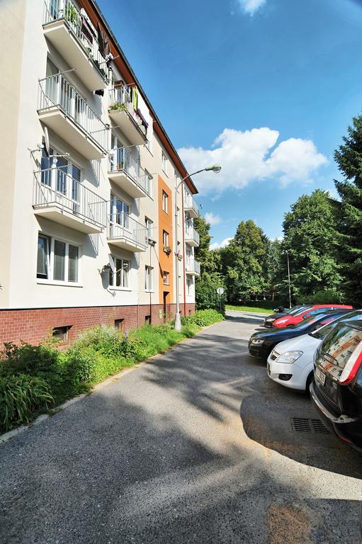 Avax Apartment Ліберець Екстер'єр фото